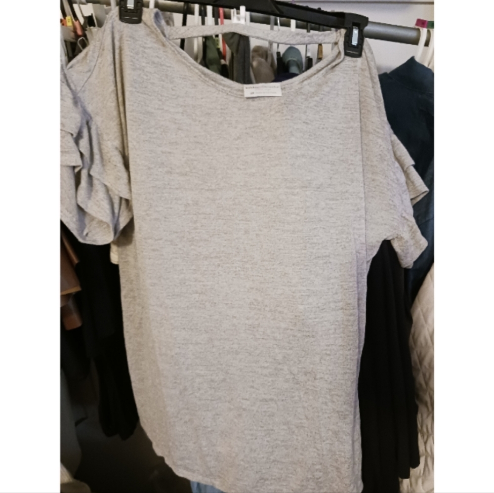 Plus size ruffle sleeved top
